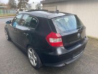 Gebraucht BMW 118 122 PS (89 kW) 2005 Schwarz Kleinwagen