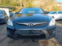 Gebraucht Hyundai i30 Classic 109 PS (80 kW) 2011 Stone black Limousine