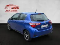 Gebraucht Toyota Yaris Hybrid Team 75 PS (55 kW) 2018 Blau Limousine