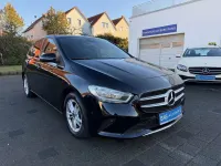 Gebraucht Mercedes B180 Style 116 PS (85 kW) 2020 Schwarz Kleinwagen