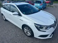 Gebraucht Renault Mégane Intens 132 PS (97 kW) 2017 Weiß Limousine