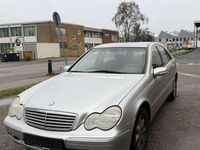 Gebraucht Mercedes C200 Elegance 163 PS (119 kW) 2001 Limousine