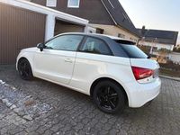 Gebraucht Audi A1 Ambition 122 PS (89 kW) 2010 Weiß Kleinwagen