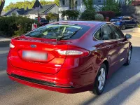 Gebraucht Ford Mondeo Titanium 160 PS (117 kW) 2015 Rot Limousine