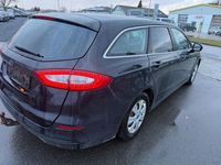 Gebraucht Ford Mondeo Trend 150 PS (110 kW) 2014 Schwarz Limousine