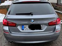Gebraucht BMW 530 258 PS (189 kW) 2015 Grau Kombi