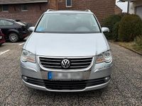 Gebraucht VW Touran 2008 Silber Van / Kleinbus
