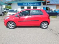 Gebraucht Toyota Yaris Executive 87 PS (63 kW) 2006 Rot Kleinwagen