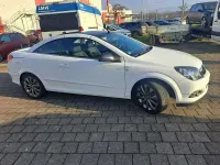 Gebraucht Opel Astra Edition 140 PS (102 kW) 2010 Cabrio