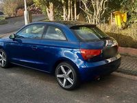 Gebraucht Audi A1 Ambition 105 PS (77 kW) 2010 Blau Kleinwagen