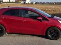 Gebraucht Kia Rio DREAM-TEAM Edition 109 PS (80 kW) 2016 Rot Kleinwagen