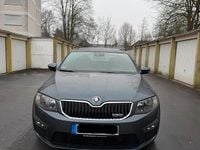 Gebraucht Skoda Octavia RS 184 PS (135 kW) 2016 Grau Kleinwagen