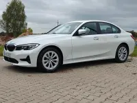 Gebraucht BMW 318 Luxury Line 150 PS (110 kW) 2020 Weiß Limousine
