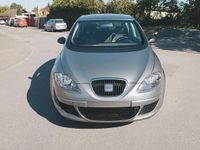 Occasion Seat Altea 102 ch (75 kW) 2005 Gris Monospace