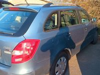 Gebraucht Skoda Fabia 69 PS (50 kW) 2010 Silber Kombi