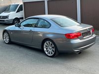 Gebraucht BMW 320 Comfort Edition 170 PS (125 kW) 2011 Spacegrau metallic Coupé