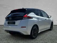 Gebraucht Nissan Leaf N-Connecta 110 kW (150 PS) 2023 Pearl white/black Kleinwagen