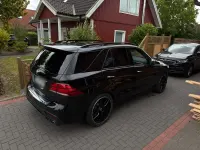 Gebraucht Mercedes GLE400 333 PS (244 kW) 2016 Schwarz SUV