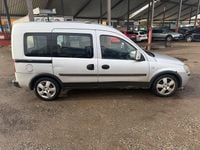 Gebraucht Opel Combo 75 PS (55 kW) 2004 Van / Kleinbus