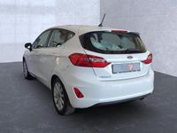Gebraucht Ford Fiesta Titanium 125 PS (91 kW) 2018 Frostweiß Kleinwagen