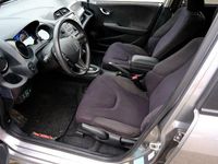 Gebraucht Honda Jazz Elegance 88 PS (64 kW) 2012 Grau Kleinwagen