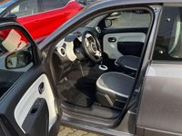 Gebraucht Renault Twingo Equilibre 60 kW (82 PS) 2022 Lunairegrau metallic Kleinwagen