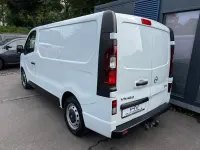 Gebraucht Opel Vivaro 116 PS (85 kW) 2015 Weiß Van / Kleinbus