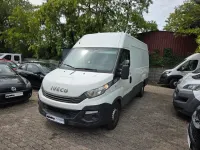 Second-hand Iveco Daily 156 CP (114 kW) 2018 Alb Monovolum