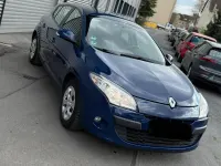 Gebraucht Renault Mégane Expression 90 PS (66 kW) 2012 Blau Limousine