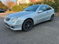 Gebraucht Mercedes C220 150 PS (110 kW) 2006 Grau Coupé