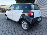 Gebraucht Smart ForFour Electric Drive 60 kW (82 PS) 2018 Weiß Limousine