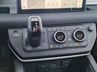Gebraucht Land Rover Defender 200 PS (147 kW) 2022 Grün SUV