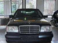 Gebraucht Mercedes E220 Edition 150 PS (110 kW) 1996 Schwarz Cabrio