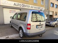 Gebraucht VW Caddy Trendline 102 PS (75 kW) 2010 Silber Van / Kleinbus
