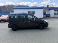Gebraucht Citroën Berlingo SELECTION 99 PS (72 kW) 2016 Schwarz Van / Kleinbus