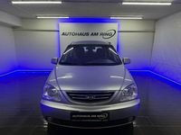 Gebraucht Kia Carens EX 113 PS (83 kW) 2006 Silber Van / Kleinbus