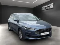 Gebraucht Ford Focus Titanium 116 PS (85 kW) 2023 Chrome blue (metallic) Kombi