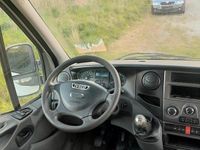 Second-hand Iveco Daily 130 CP (95 kW) 2014 Alb Monovolum