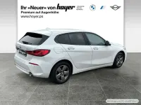 Gebraucht BMW 118 Advantage 150 PS (110 kW) 2022 Alpinweiß uni Kleinwagen