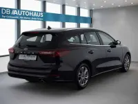Gebraucht Ford Focus Titanium 125 PS (91 kW) 2023 Schwarz Kombi