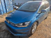 Gebraucht VW Touran 150 PS (110 kW) 2018 Blau Van / Kleinbus