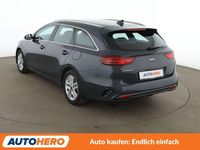 Używany Kia Ceed Vision 160 KM (117 kW) 2021 Czarny Hatchback