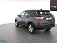 Occasion Jeep Compass Altitude 131 ch (96 kW) 2025 Gris SUV