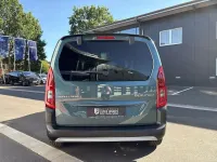 Neu Citroën Berlingo 131 PS (96 kW) 2026 Rot Van / Kleinbus