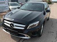 Gebraucht Mercedes GLA200 136 PS (100 kW) 2015 Schwarz SUV