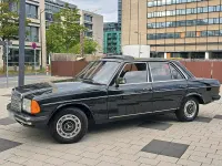 Gebraucht Mercedes 200 94 PS (69 kW) 1979 Schwarz Limousine
