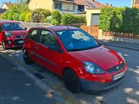 Gebraucht Ford Fiesta 69 PS (50 kW) 2006 Rot Kleinwagen