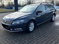 Gebraucht VW Passat Comfortline 140 PS (102 kW) 2013 Grau Limousine