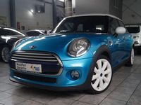 Gebraucht Mini Cooper D Pepper 116 PS (85 kW) 2015 Electric blue ii metallic Kleinwagen