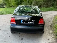 Gebraucht VW Bora Basis 75 PS (55 kW) 2000 Schwarz Limousine